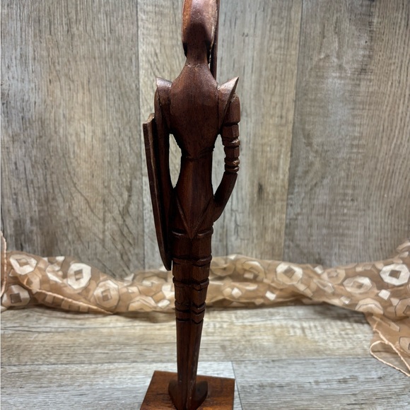 VTG Spanish DON QUIXOTE Sculpture Figure  Carved Wood W/ Spear & Shield 13.75”T - Picture 7 of 12